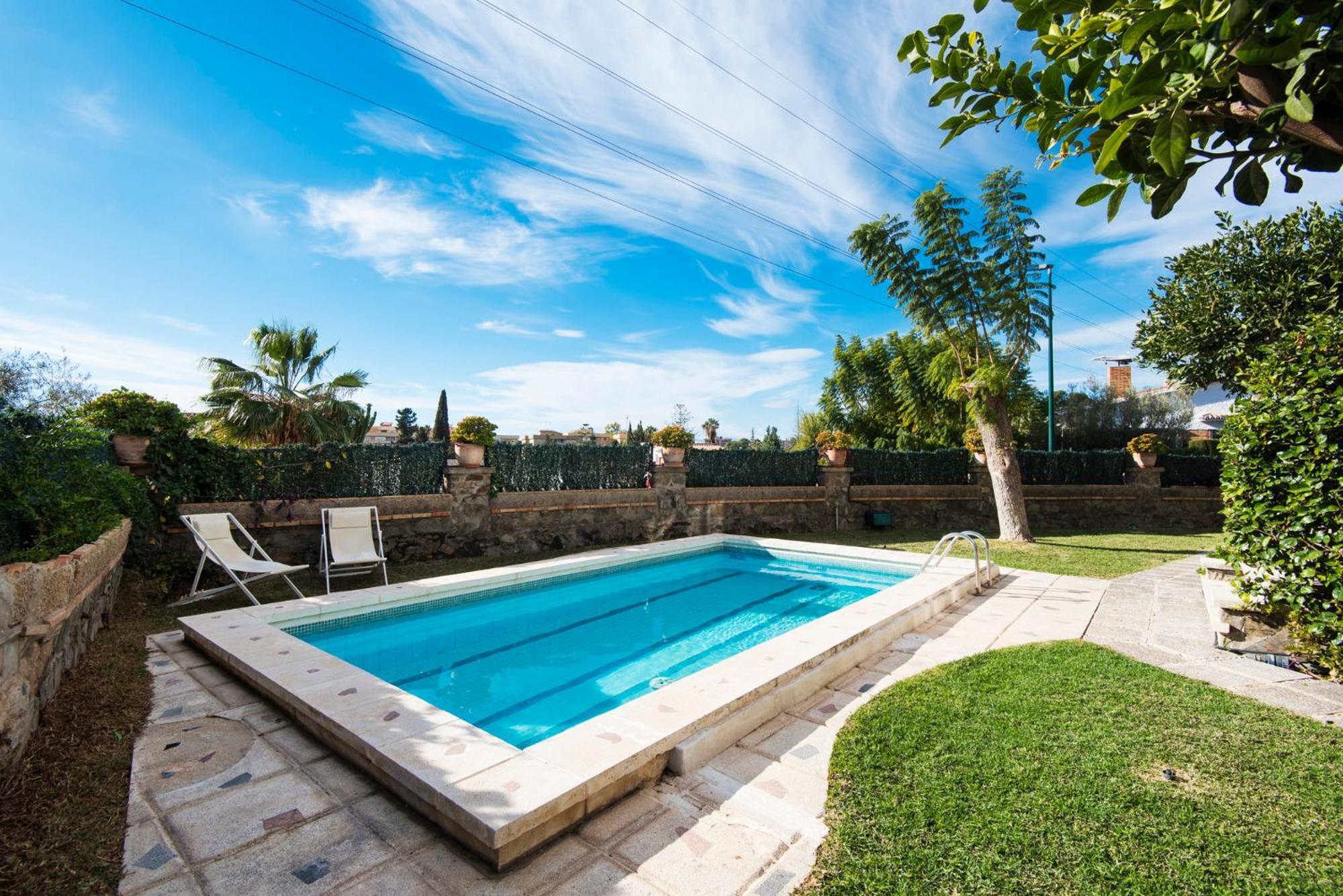 Queen Of The Ocean Villa: Stately Style House With Pool มาลากา ภายนอก รูปภาพ