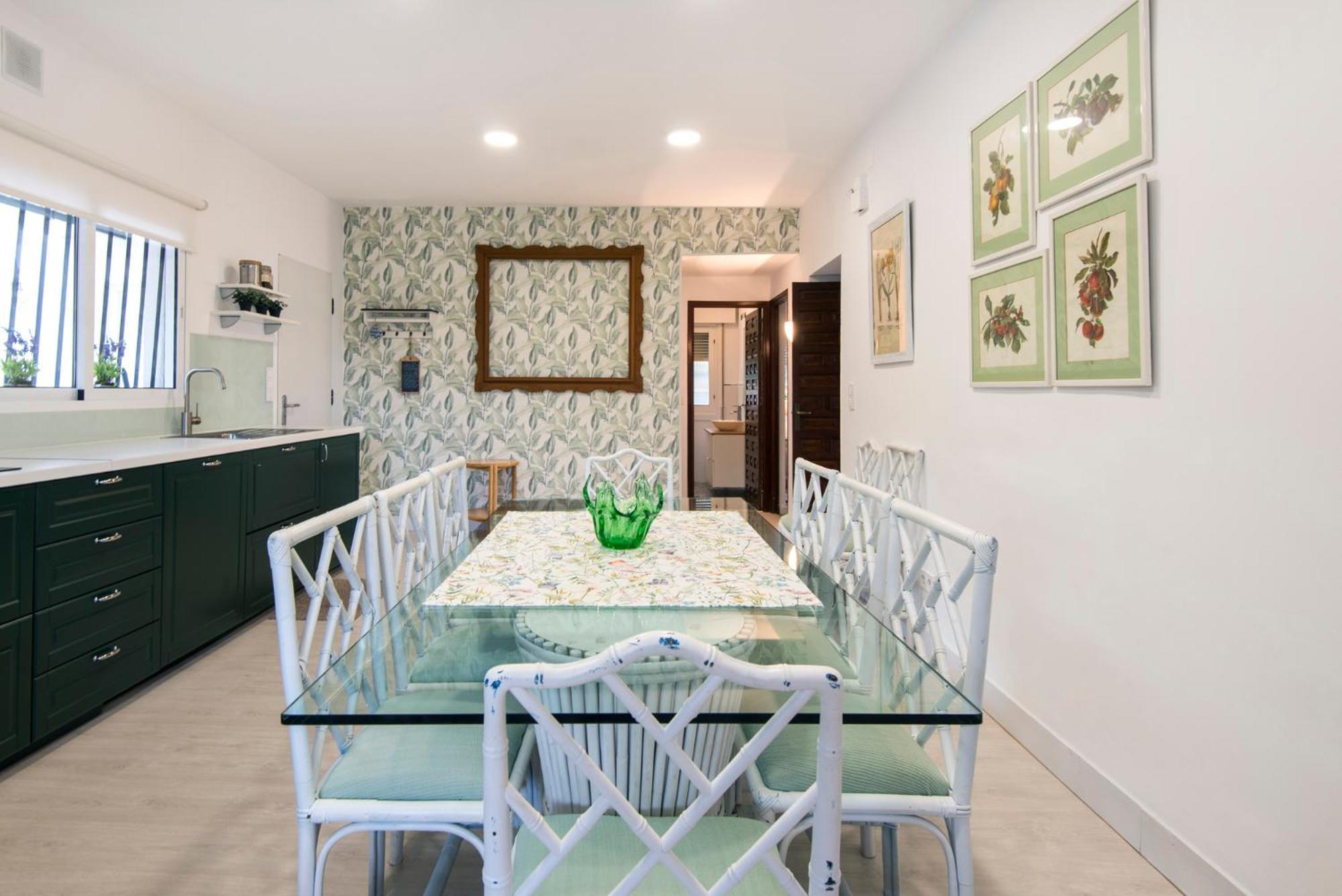 Queen Of The Ocean Villa: Stately Style House With Pool มาลากา ภายนอก รูปภาพ